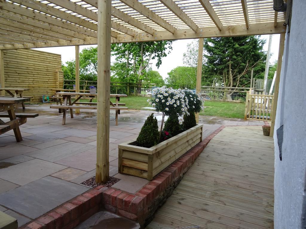 Garway Moon Inn Zewnętrze zdjęcie
