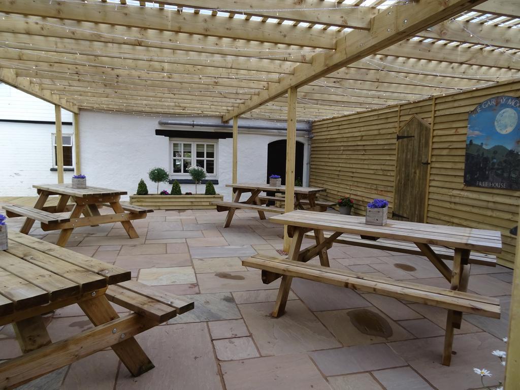 Garway Moon Inn Zewnętrze zdjęcie